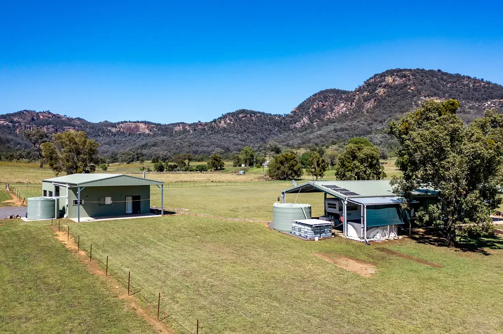 Budden Escape to Serenity in the Heart of the Bylong Valley