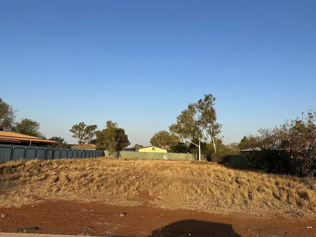 8 Burrup Road, Roebourne, WA 6718