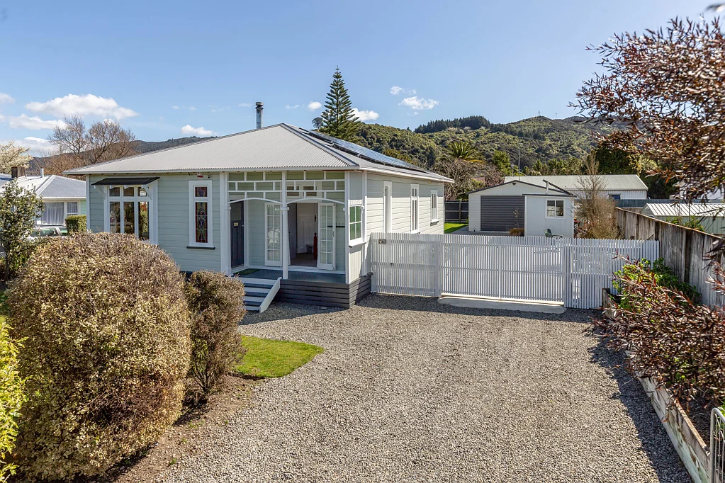 Featherston 3 Slaapkamer Character charm, modern comfort & smart upgrades