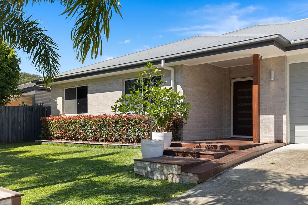 42 Roxborough Street, Canungra, QLD 4275