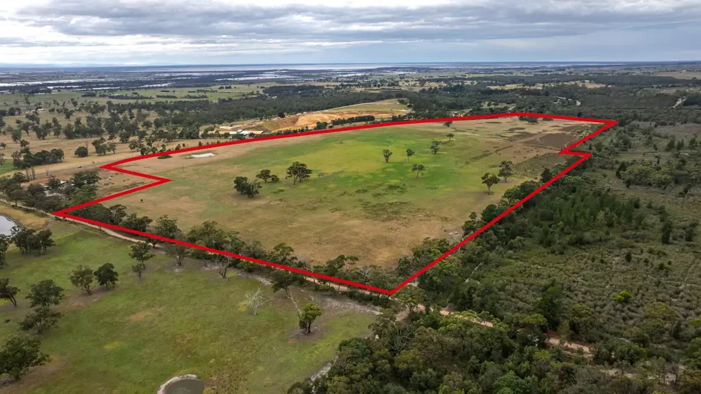  Longford-Loch Sport Road, Longford, VIC 3851