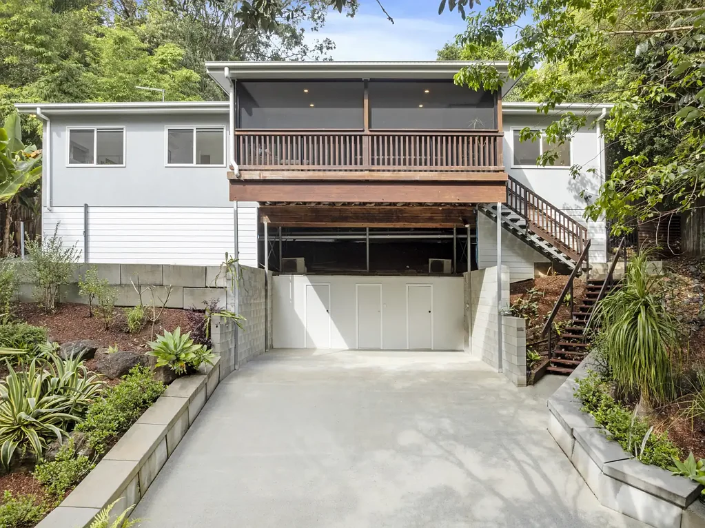 Banora Point 4chambre Where Indoor Comfort Meets Outdoor Entertaining