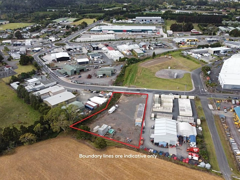 Kerikeri Surrounds  DEVELOPMENT OPPORTUNITY WITH HOLDING INCOME