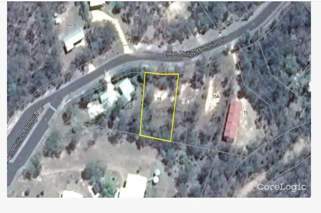 19 Elwyn Phillips Memorial Drive, Herberton, QLD 4887
