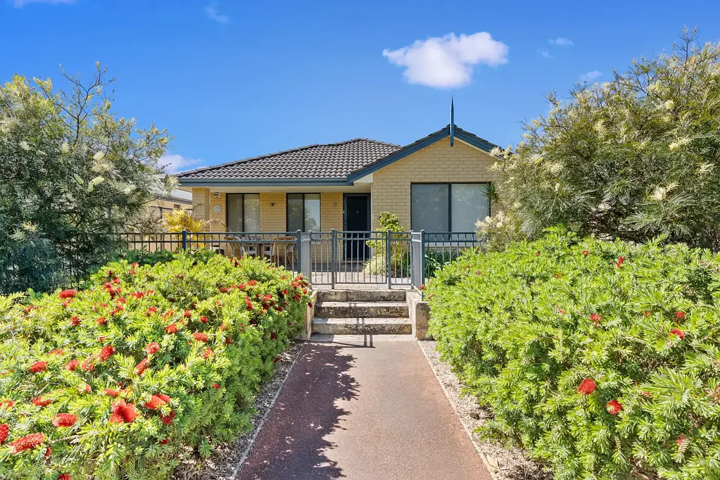 6 Grenada Lane, Success, WA 6164