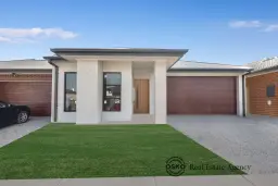 15 Edifice Drive, Tarneit