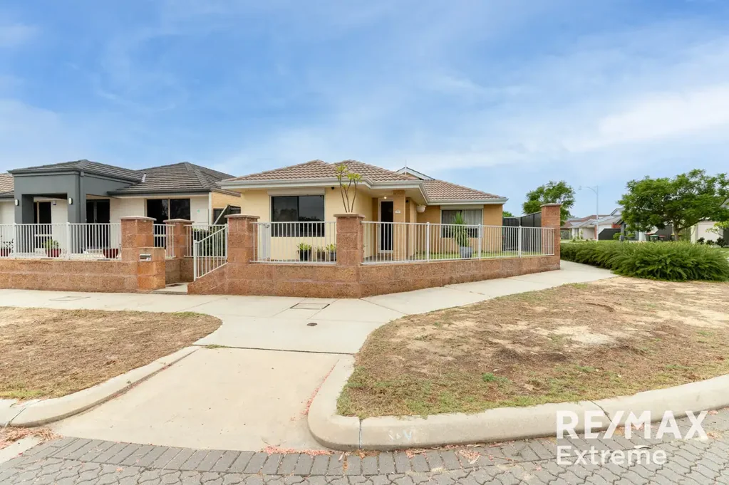 Banksia Grove 4chambre Sensational Family Home