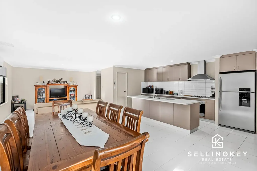 5 PIERRE BEND, Ellenbrook, WA 6069