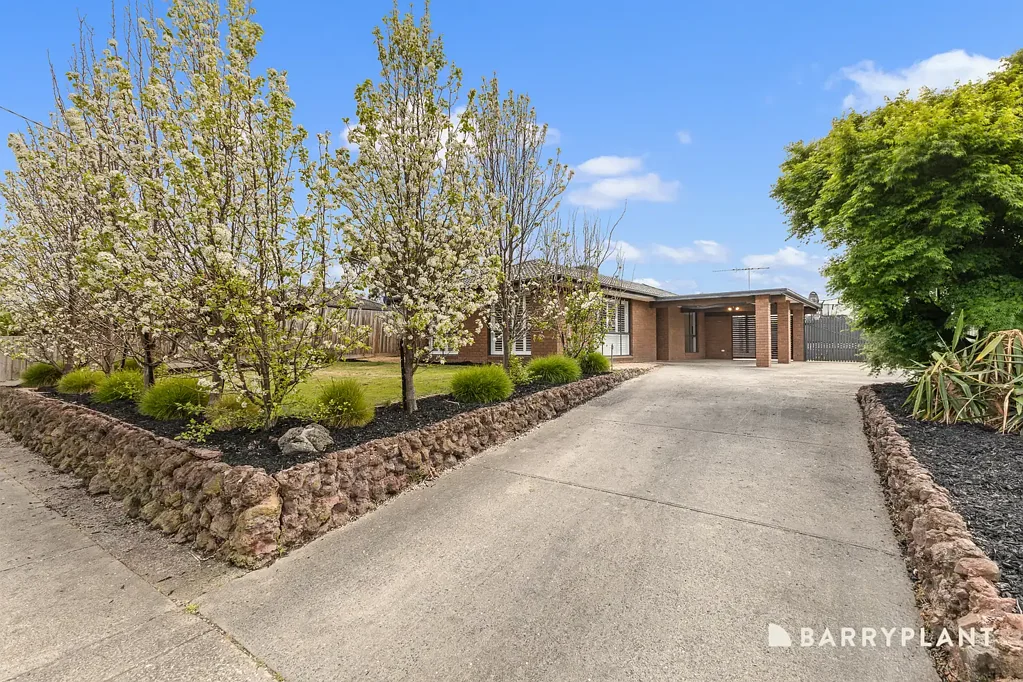Pakenham 3कमरा Space, Style & Potential on 777sqm