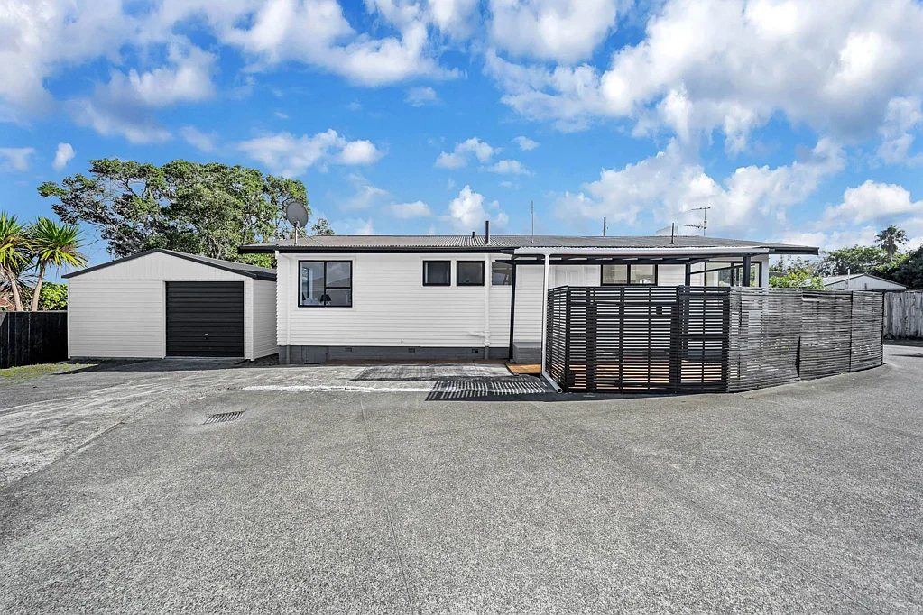 Avondale 3 Bedroom Vendor Bought, Urgent Sale!
