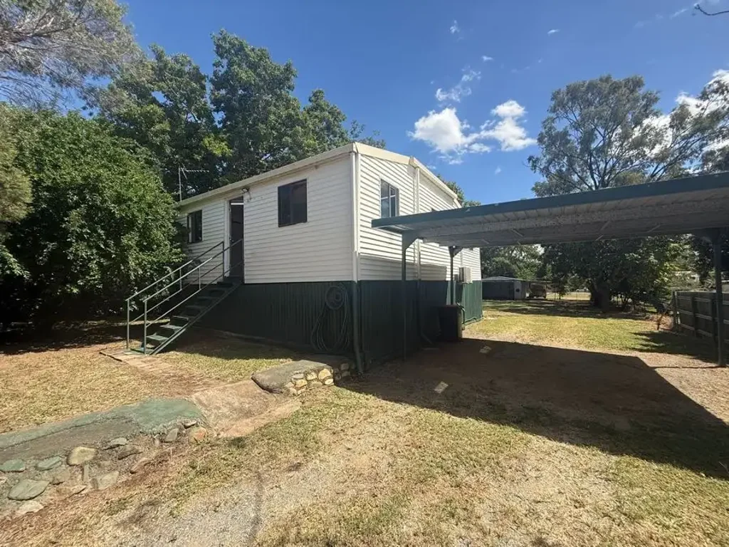 48 Fifth Avenue, Scottville, QLD 4804
