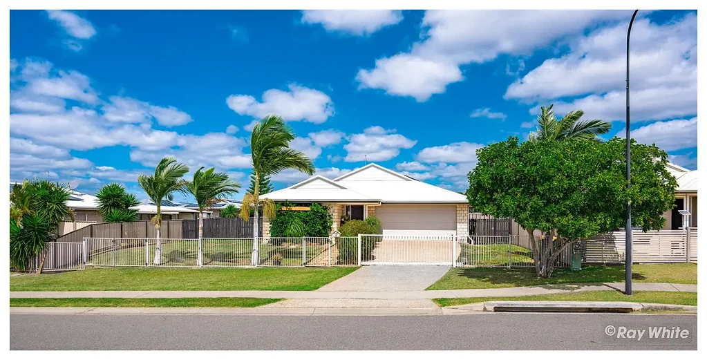 9 Irwin Street, Gracemere, QLD 4702