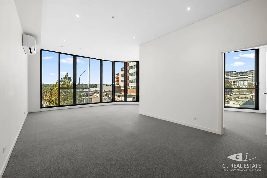3 Bedroom in Marina Square