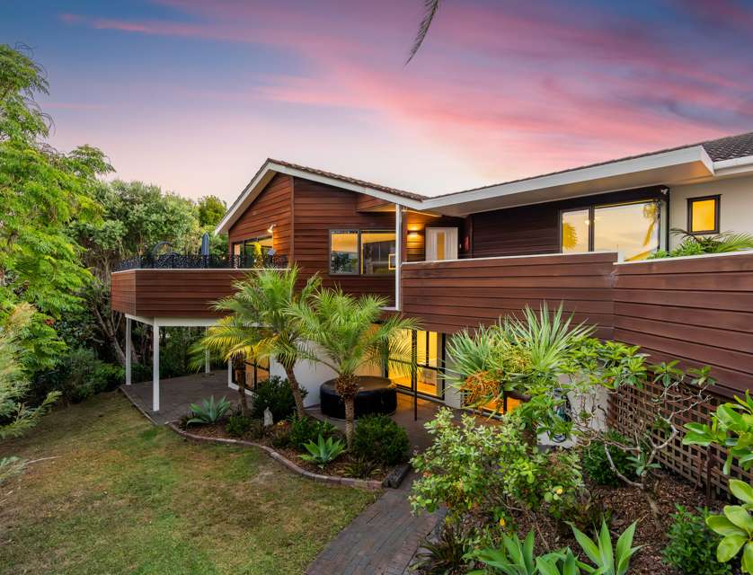 26 Arran Road, Browns Bay, North Shore City, Auckland, 5房, 3浴, 独立屋