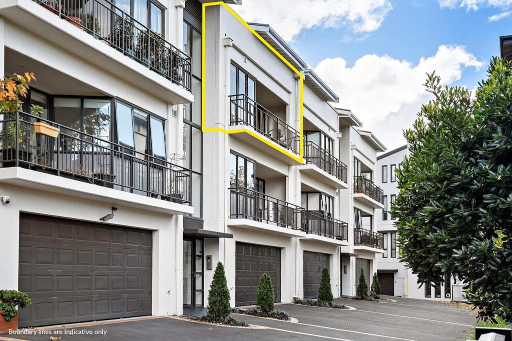 Remuera 3房 住宅规模+公寓便利+黄金地段完美结合！坐拥双文法校网，住户可享网球场/游泳池/健身房/水疗设施！ House Scale - Apartment Ease - Incredible Location