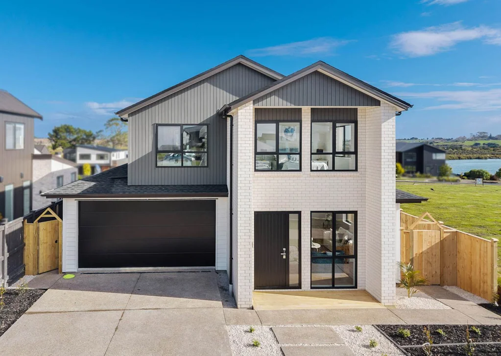 Karaka 6房  Luxury Meets Lifestyle with Stunning Seaviews