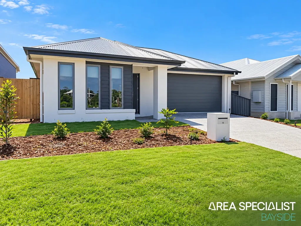 Brand New 4-Bedroom Family Home Opposite Parkland – Victoria Point