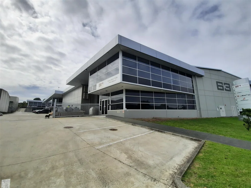 East Tamaki A-Grade Industrial Unit with Road Frontage