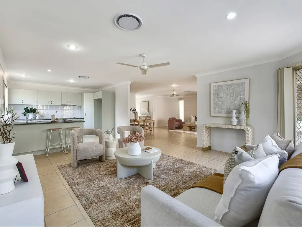 Everton Hills 4Kwarto BRIGHT, SPACIOUS & MOVE-IN READY