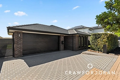 Seaford Meadows 4ਬੈੱਡਰੂਮ A Complete Contemporary Entertainer with Views to Savour