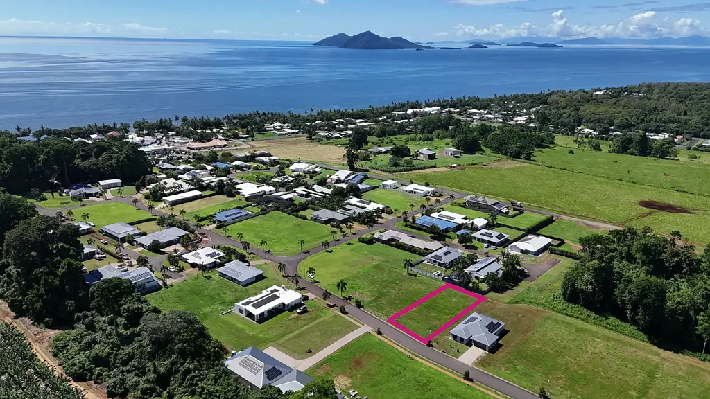19 Nautilus Street, Mission Beach, QLD 4852