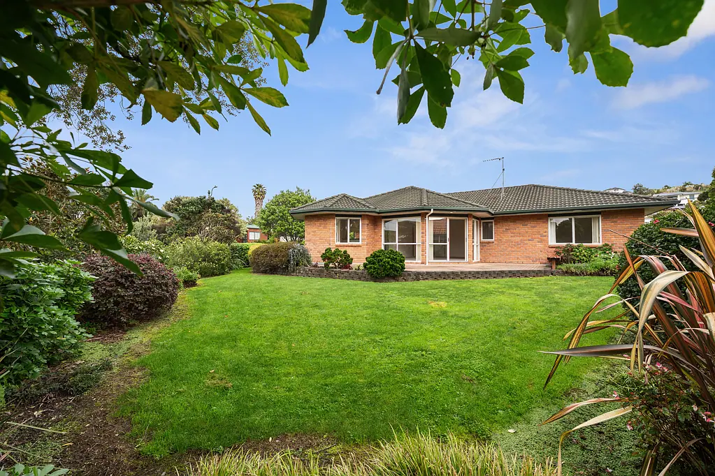 6 Cabeleigh Drive, Helensville, Rodney, Auckland