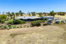 93 Carter Road, Throssell