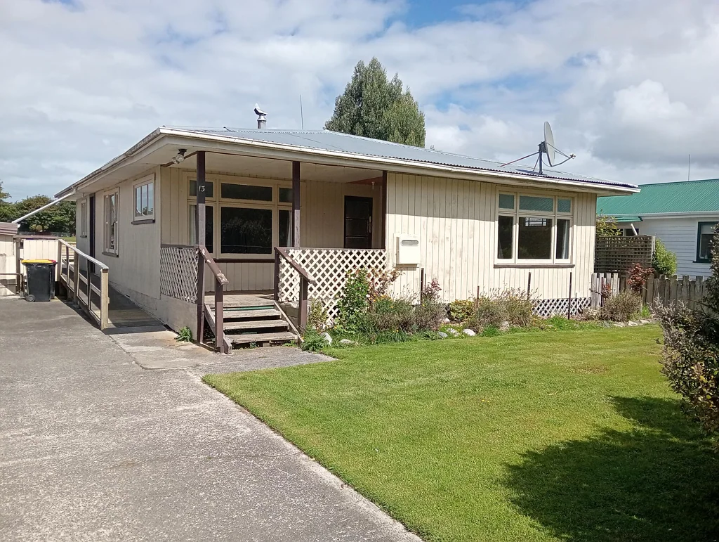 Tuatapere 3Kwarto Check this out... Room to move