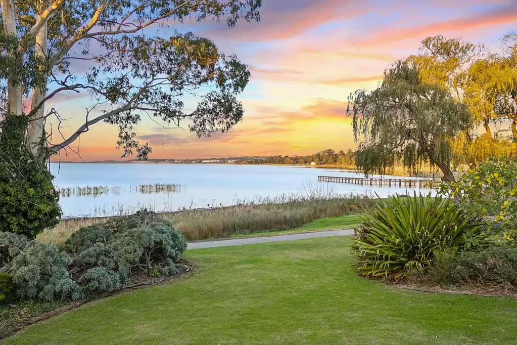 1 Hamilton Street, Colac, VIC 3250