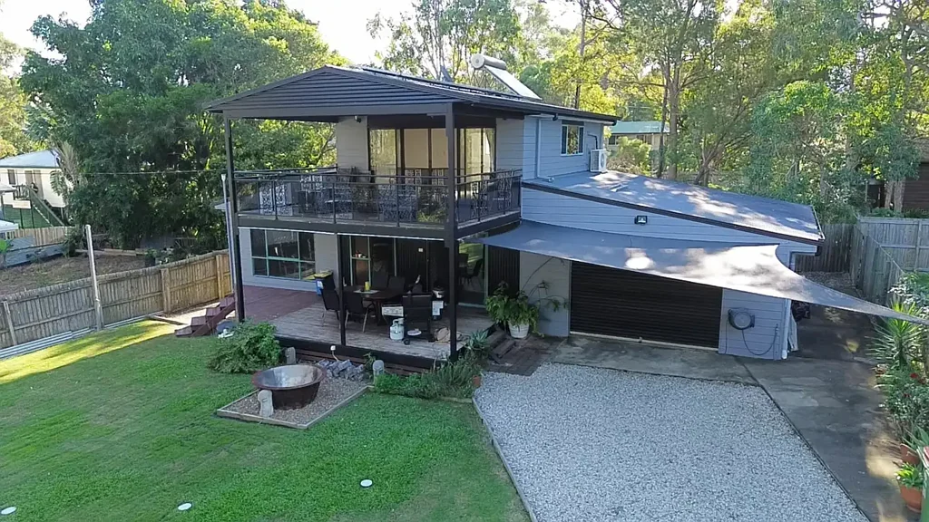 Macleay Island 2Phòng ngủ Spacious 2-Storey Home with Golf Course Views