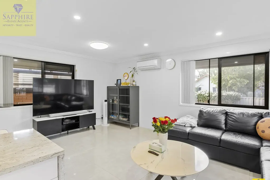 Inala 3ห้องนอน Completely Renovated Modern Masterpiece in a Prime Location