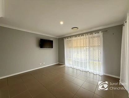 21 VOWLES STREET, Miles, QLD 4415, 5 રૂમ, 3 બાથરૂમ, House