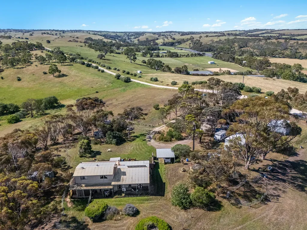 Strathalbyn 3ਬੈੱਡਰੂਮ Tranquil Living on 72 Acres with Stunning Rural Views