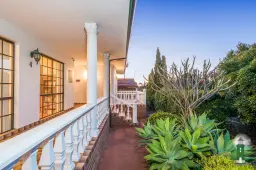 4 Cary Street, Lake Coogee