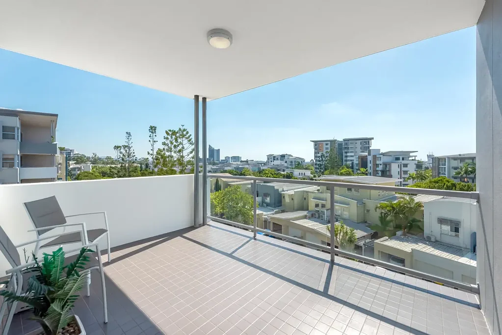 122/60 Riverwalk Avenue, Robina, QLD 4226