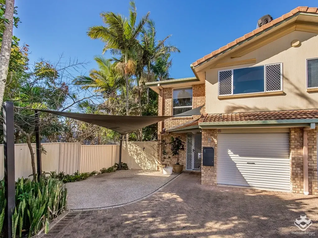 5/6 Harley Street, Labrador, QLD 4215