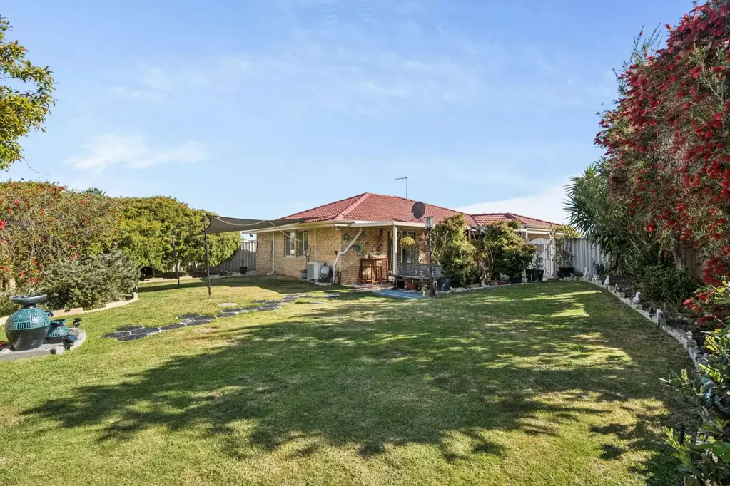 Clarkson 3Kwarto Beautiful Starter Home!