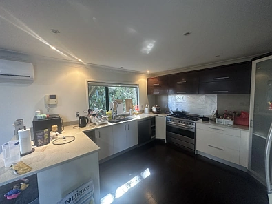 Spacious 5-Bedroom Family Home in Pinehill – Prime Location & Top School Zones