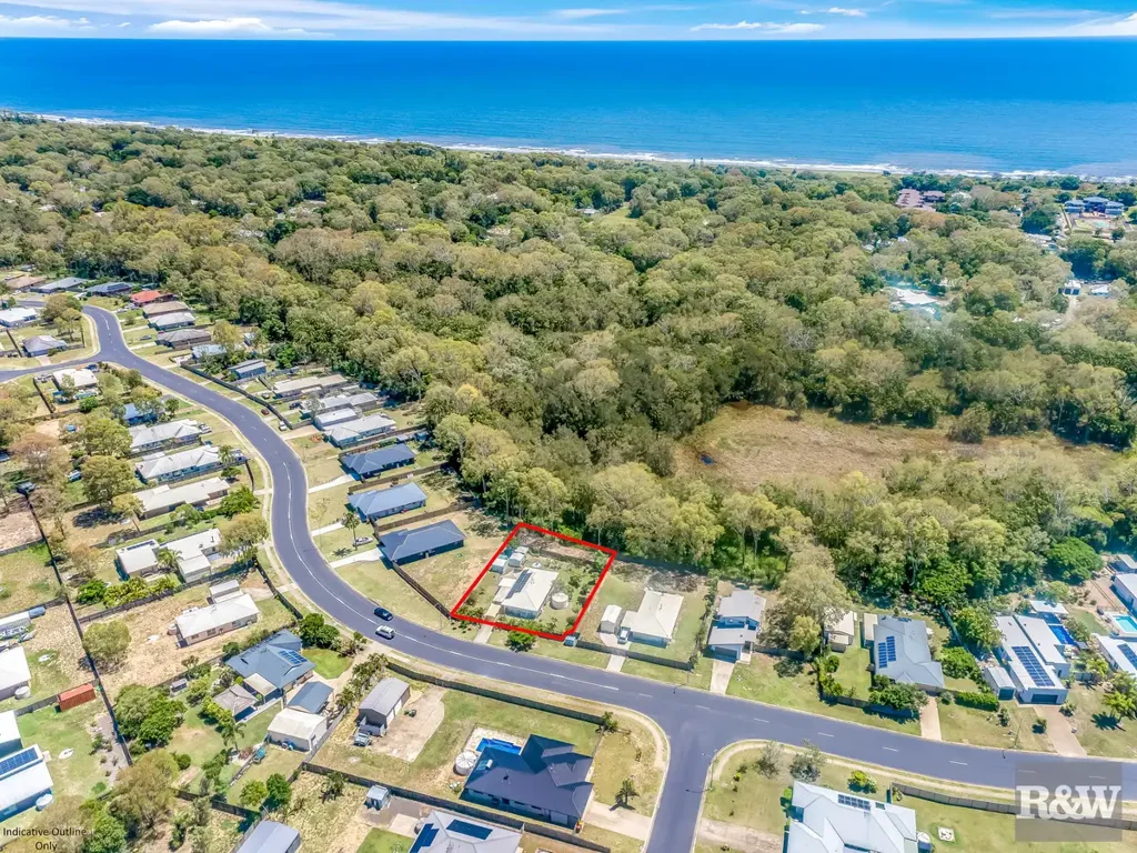 24 Malvern Drive, Moore Park Beach, QLD 4670