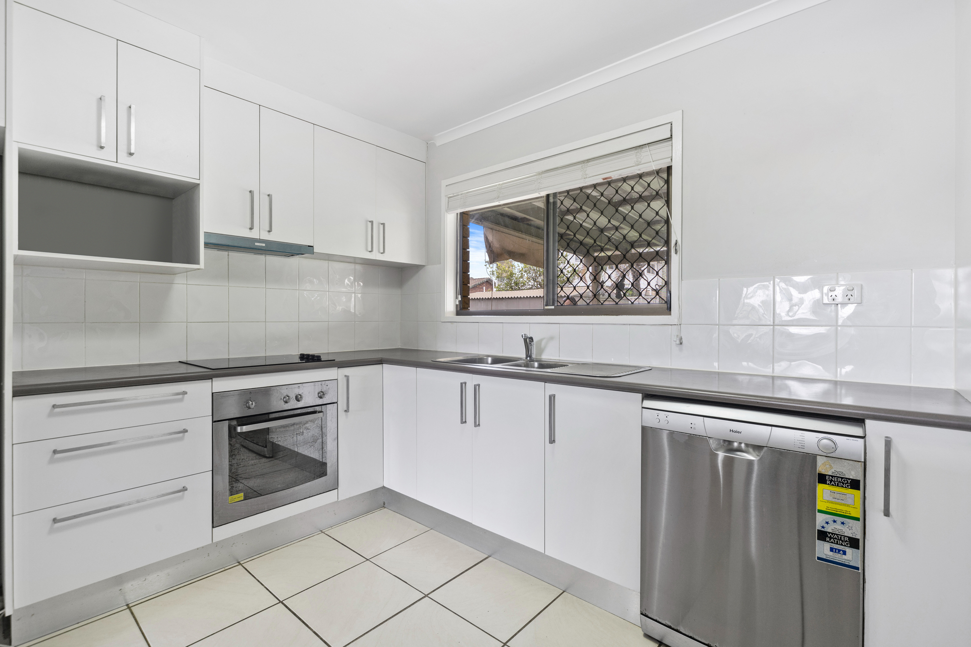 14 DIANTHUS AV, BANKSIA BEACH QLD 4507, 0 habitaciones, 0 baños, House