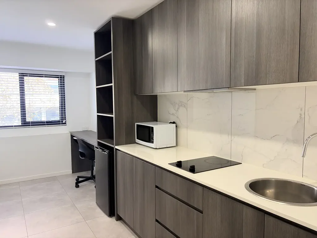 Fully Furnished Studio In The Heart Of Kingsford