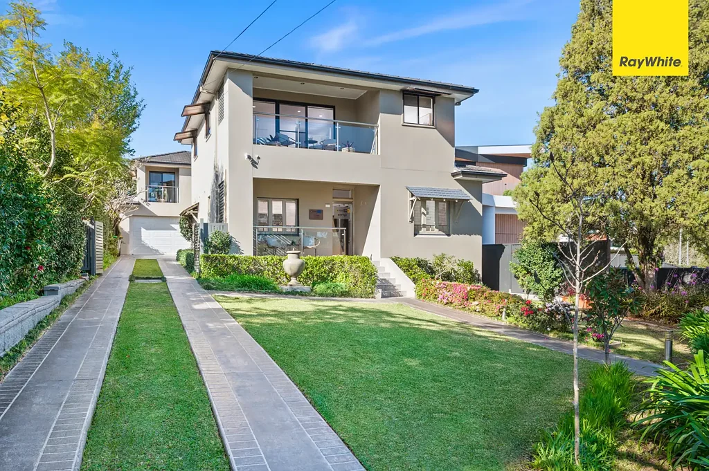 Eastwood 8બેડરૂમ Magnificent Large Home | Ideal for Business Owners & Multi-Generational Living