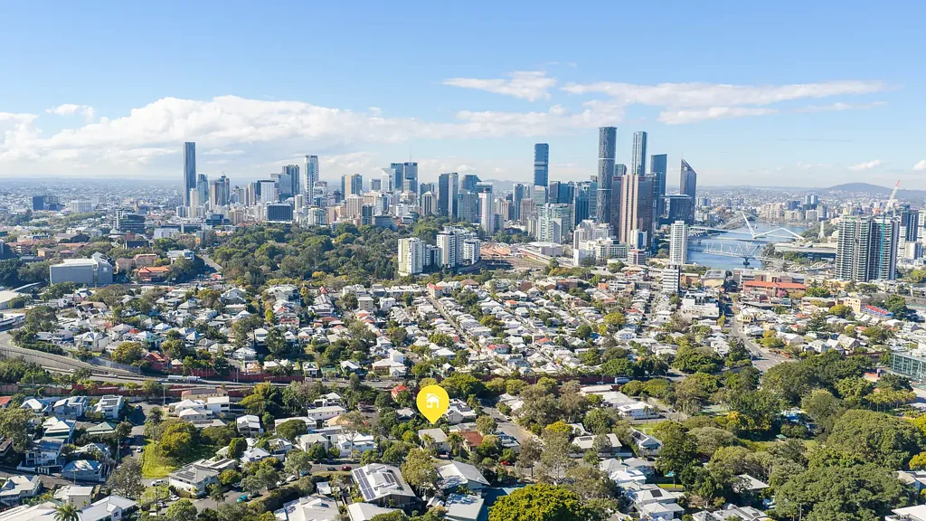 Paddington 1房 位于Paddington中心，享有城市景观的底层生活 Ground Floor Living with City Views in the Heart of Paddington