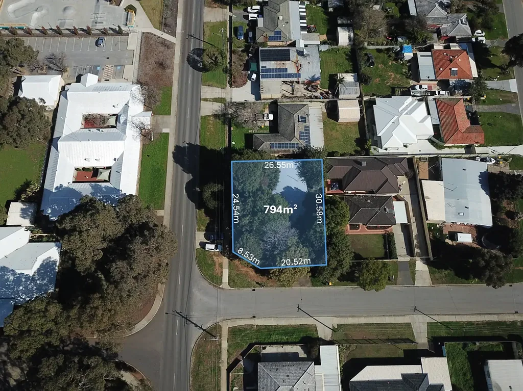 Armadale 4 Bedroom Renovate Or Subdivide - Viewings By Appointment