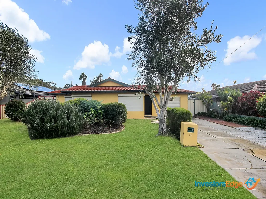 3x1 FAMILY HOME with DETACHED GAMES ROOM