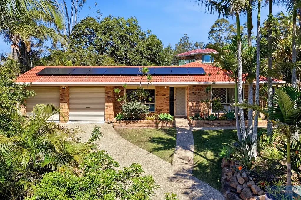 Edens Landing 4Zimmer Elevated Position with Garden Oasis