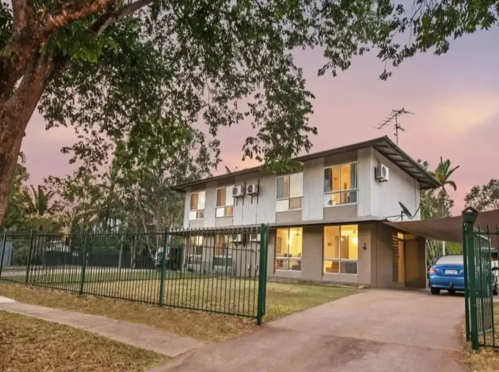 UNFURNISHED - 3 Bedroom Family Home!