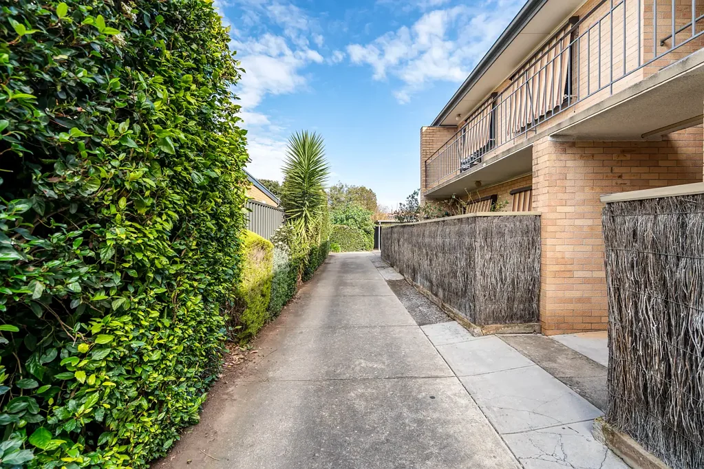 Low Maintenance & Perfectly Positioned Unit in Glynde