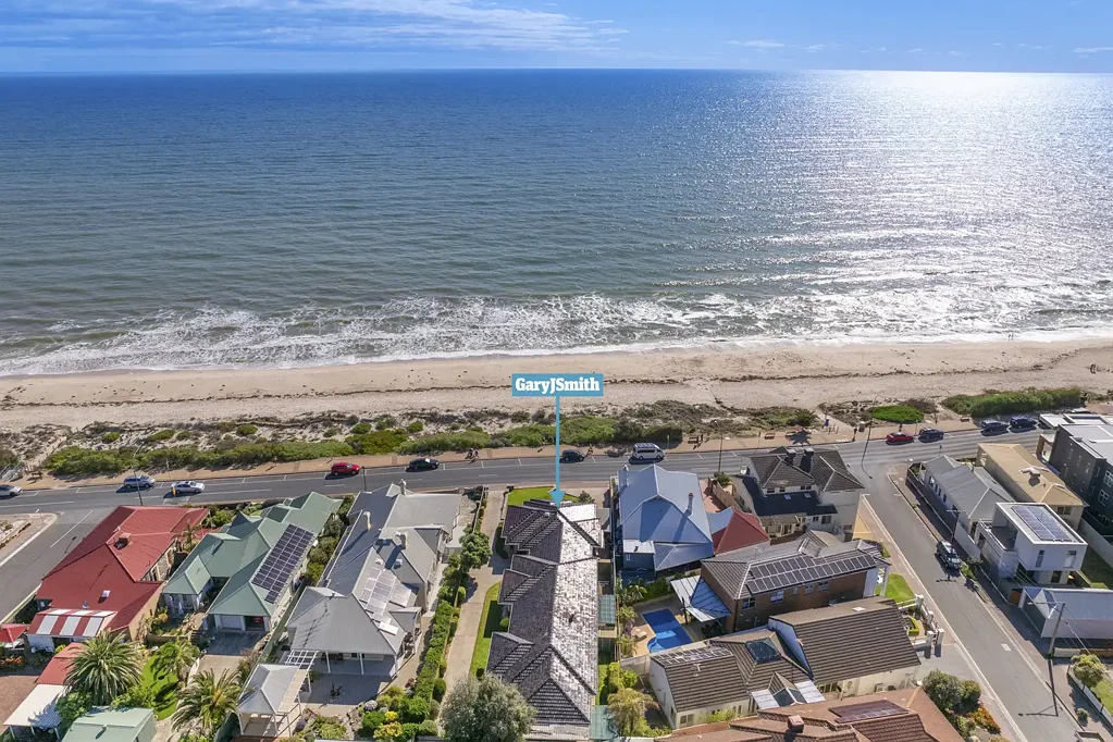 Brighton 2غرفة نوم Coastal Perfection – Front Unit with Spectacular Esplanade Views