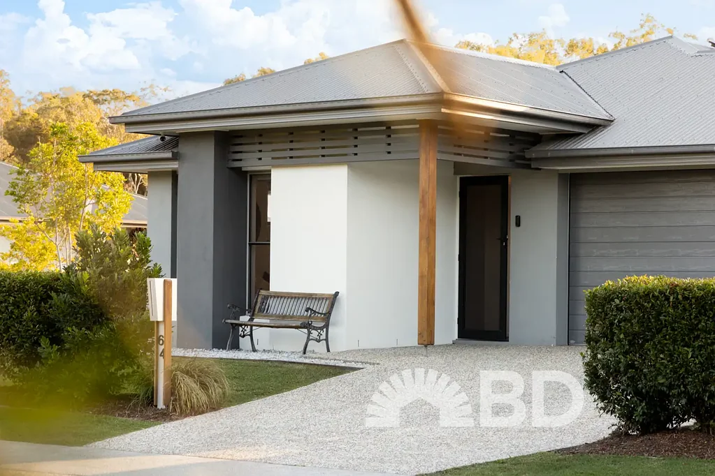 Corner Block | Solar Power | Media Room